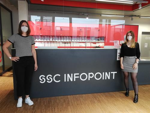 Die TechniSat Digital GmbH hat der HSD 10.000 Gesichtsmasken gespendet, die zu Beginn des Wintersemesters an die Studierenden verteilt werden.